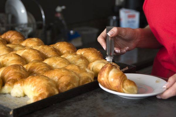 Arômes pour viennoiseries industrielles : comment créer des signatures aromatiques distinctives ?